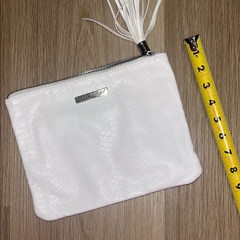 Rodan + Fields White Embossed Clutch - Picture 1 of 6